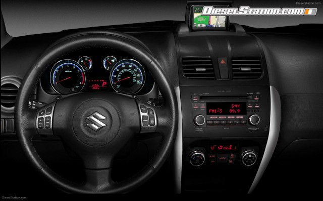 Suzuki SX4 SportBack 2011 Widescreen Picture #10 Suzuki SX4 SportBack 2011 Widescreen Picture #10