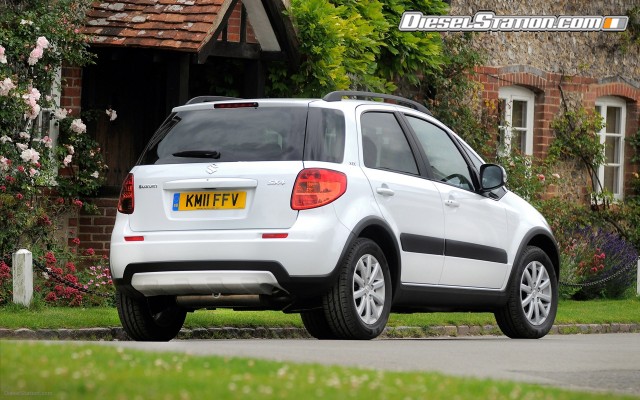 Suzuki SX4 X EC Special Edition 2011 Widescreen Picture #10 Suzuki SX4 X EC Special Edition 2011 Widescreen Picture #10