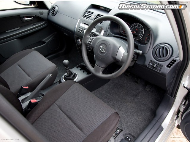 Suzuki The New SX4 Saloon Picture #2 Suzuki The New SX4 Saloon Picture #2
