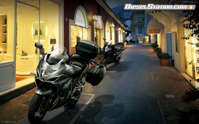 Suzuki all new GSX1250FA Widescreen Picture #3 Suzuki all new GSX1250FA Widescreen Picture #3