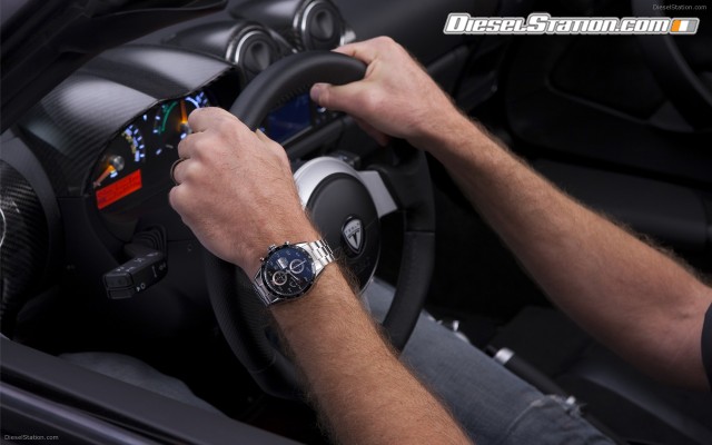 Tesla TAG Heuer Widescreen Picture #5 Tesla TAG Heuer Widescreen Picture #5