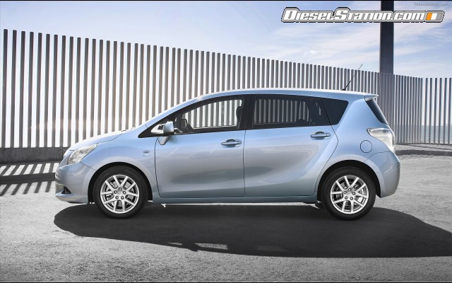 Toyota 2010  New Verso Widescreen Picture #19 Toyota 2010  New Verso Widescreen Picture #19