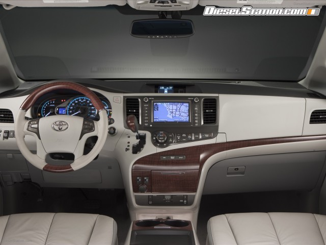 Toyota 2011 Sienna Picture #3 Toyota 2011 Sienna Picture #3