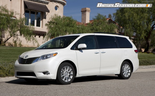 Toyota 2011 Sienna Widescreen Picture #12 Toyota 2011 Sienna Widescreen Picture #12