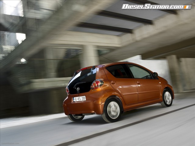 Toyota AYGO 2012 Picture #16 Toyota AYGO 2012 Picture #16