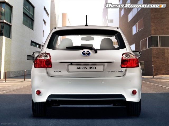 Toyota Auris HSD 2011 Picture #5 Toyota Auris HSD 2011 Picture #5