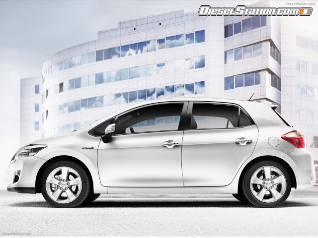 Toyota Auris HSD 2011 Picture #1 Toyota Auris HSD 2011 Picture #1