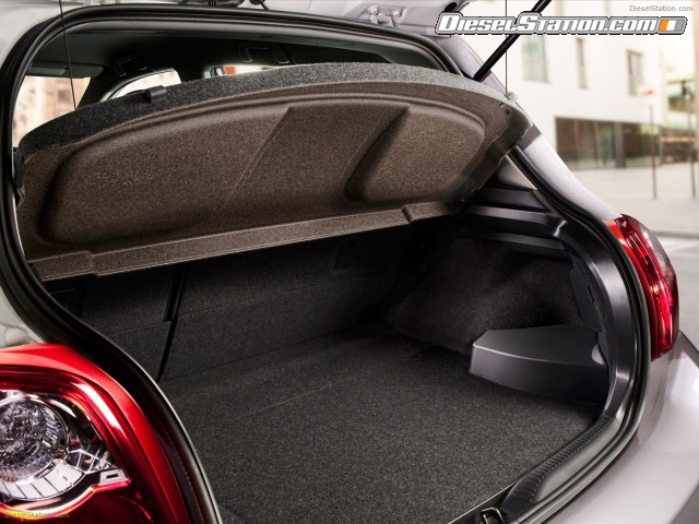 Toyota Auris HSD 2011 Picture #13 Toyota Auris HSD 2011 Picture #13