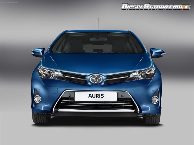 Toyota Auris Hybrid 2013 Picture #8 Toyota Auris Hybrid 2013 Picture #8