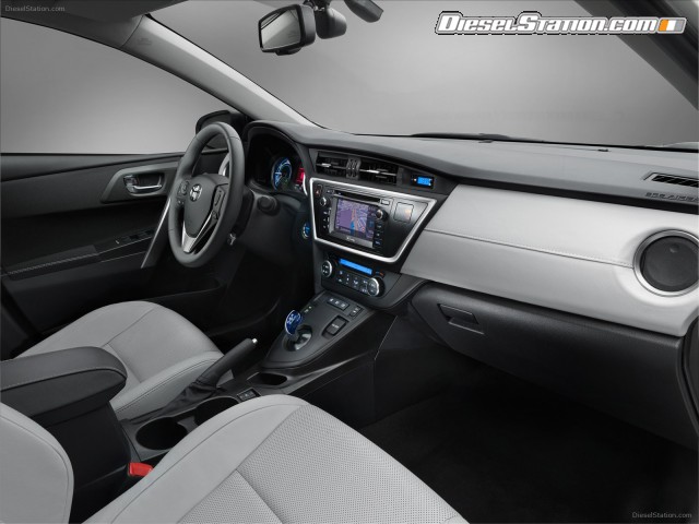 Toyota Auris Hybrid 2013 Picture #0 Toyota Auris Hybrid 2013 Picture #0