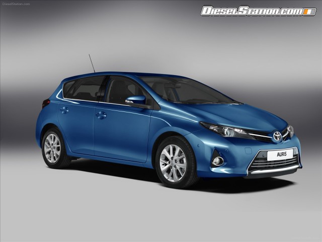 Toyota Auris Hybrid 2013 Picture #15 Toyota Auris Hybrid 2013 Picture #15