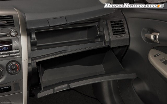 Toyota Corolla 2012 Widescreen Picture #6 Toyota Corolla 2012 Widescreen Picture #6