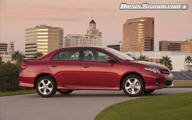 Toyota Corolla 2012 Widescreen Picture #2 Toyota Corolla 2012 Widescreen Picture #2