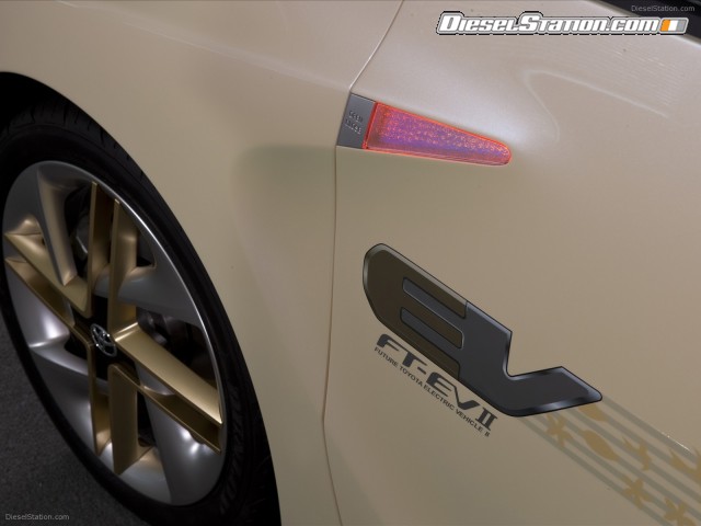 Toyota EV concept Picture #6 Toyota EV concept Picture #6