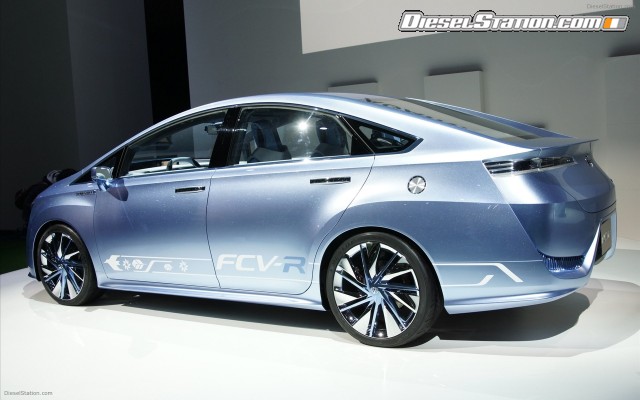 Toyota FCV R Concept Widescreen Picture #11 Toyota FCV R Concept Widescreen Picture #11