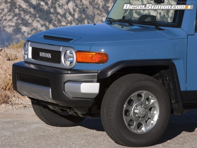 Toyota FJ Cruiser 2012 Picture #5 Toyota FJ Cruiser 2012 Picture #5