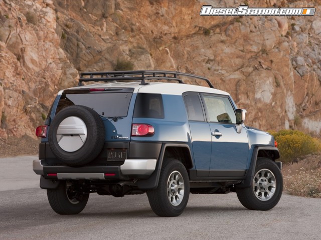 Toyota FJ Cruiser 2012 Picture #2 Toyota FJ Cruiser 2012 Picture #2