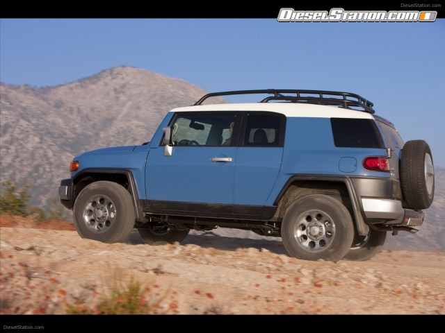Toyota FJ Cruiser 2012 Picture #25 Toyota FJ Cruiser 2012 Picture #25