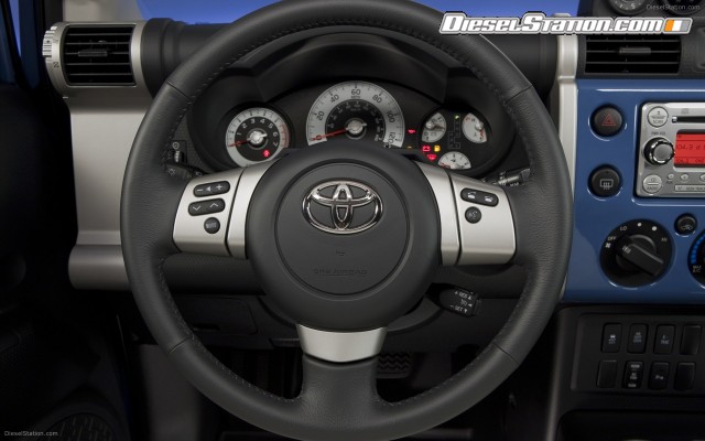 Toyota FJ Cruiser 2012 Widescreen Picture #22 Toyota FJ Cruiser 2012 Widescreen Picture #22