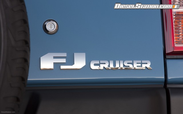 Toyota FJ Cruiser 2012 Widescreen Picture #13 Toyota FJ Cruiser 2012 Widescreen Picture #13
