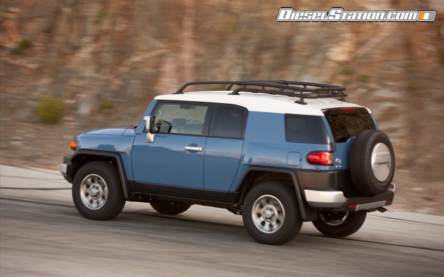 Toyota FJ Cruiser 2012 Widescreen Picture #17 Toyota FJ Cruiser 2012 Widescreen Picture #17