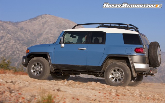 Toyota FJ Cruiser 2012 Widescreen Picture #30 Toyota FJ Cruiser 2012 Widescreen Picture #30