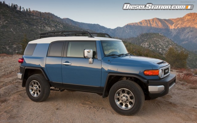 Toyota FJ Cruiser 2012 Widescreen Picture #8 Toyota FJ Cruiser 2012 Widescreen Picture #8