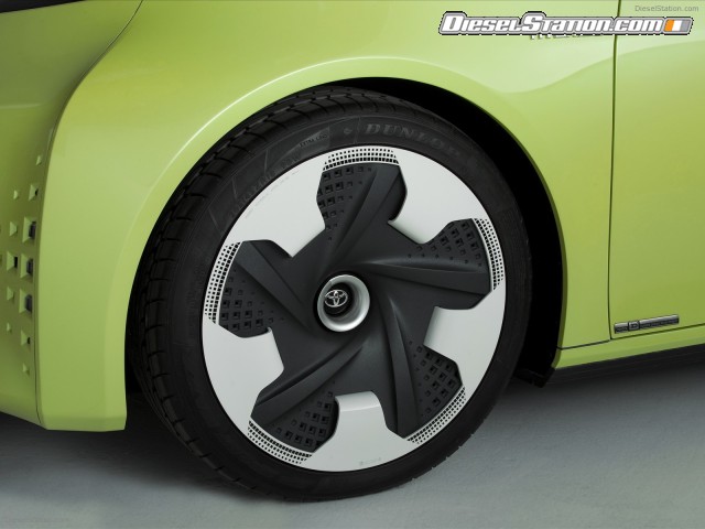 Toyota FT CH Concept Picture #22 Toyota FT CH Concept Picture #22