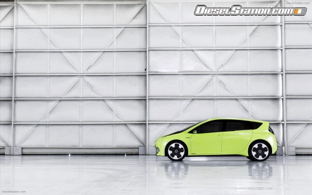 Toyota FT CH Concept Widescreen Picture #15 Toyota FT CH Concept Widescreen Picture #15