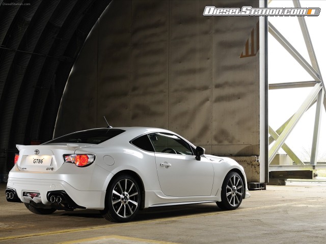 Toyota GT86 TRD 2014 Picture #0 Toyota GT86 TRD 2014 Picture #0