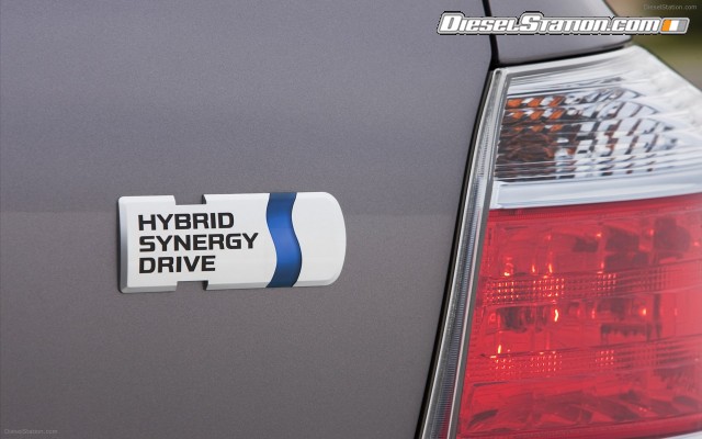 Toyota Highlander Hybrid 2011 Widescreen Picture #3 Toyota Highlander Hybrid 2011 Widescreen Picture #3