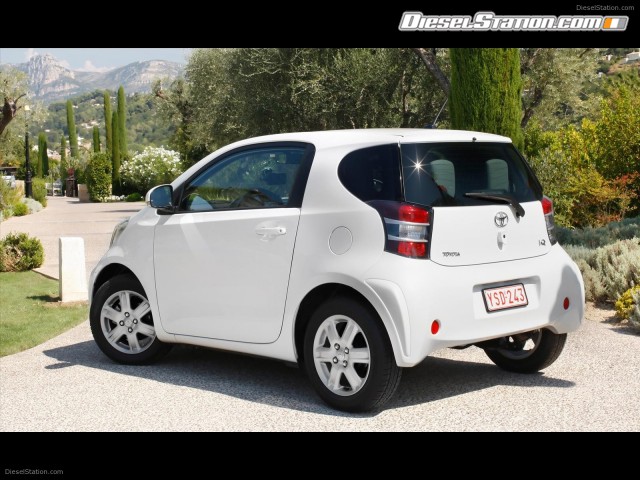 Toyota IQ Picture #10 Toyota IQ Picture #10