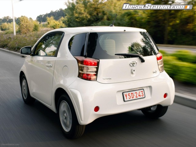 Toyota IQ Picture #5 Toyota IQ Picture #5