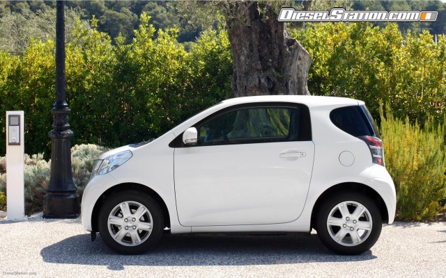 Toyota IQ Widescreen Picture #3 Toyota IQ Widescreen Picture #3