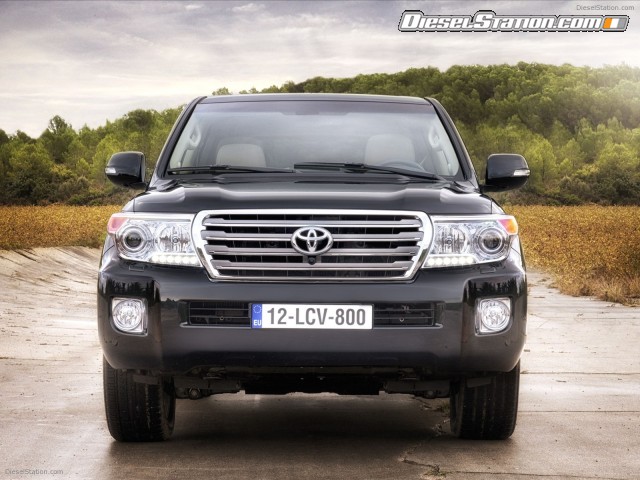 Toyota Land Cruiser V8 2012 Picture #10 Toyota Land Cruiser V8 2012 Picture #10