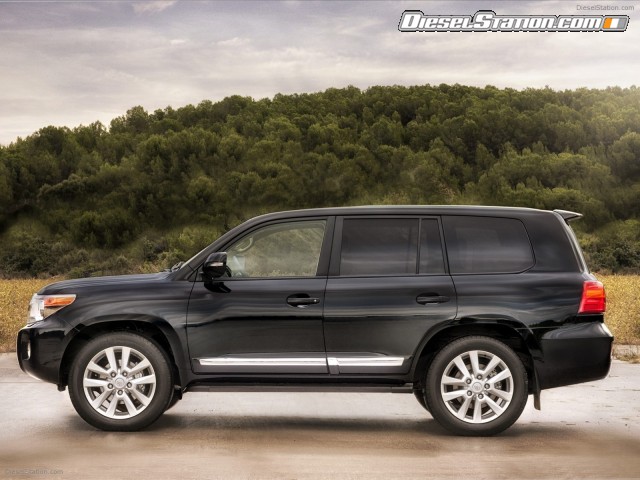 Toyota Land Cruiser V8 2012 Picture #16 Toyota Land Cruiser V8 2012 Picture #16