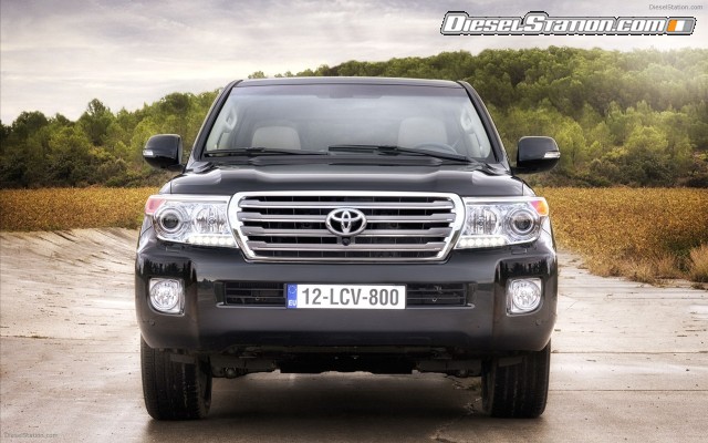 Toyota Land Cruiser V8 2012 Widescreen Picture #9 Toyota Land Cruiser V8 2012 Widescreen Picture #9