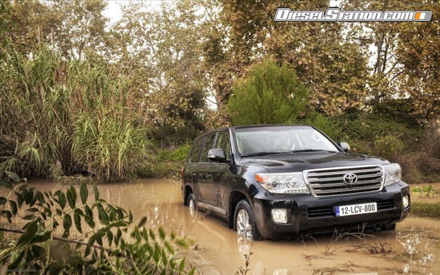 Toyota Land Cruiser V8 2012 Widescreen Picture #21 Toyota Land Cruiser V8 2012 Widescreen Picture #21