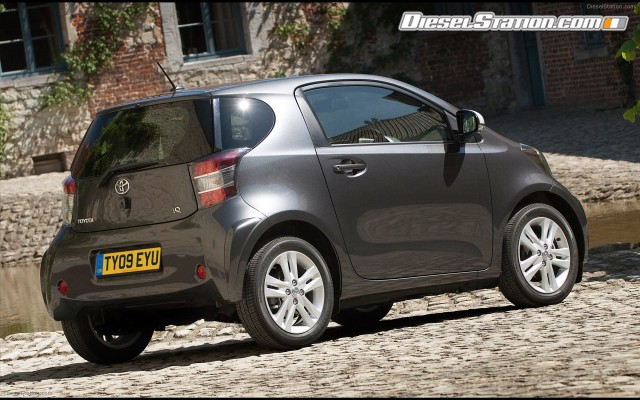 Toyota New iQ3 Widescreen Picture #5 Toyota New iQ3 Widescreen Picture #5