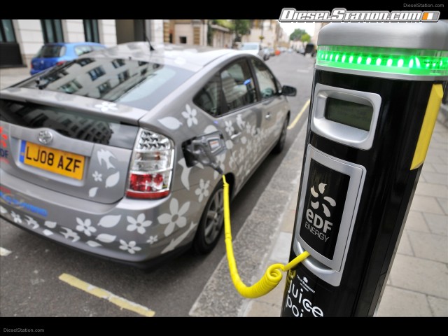 Toyota Plug In Hybrid Vehicle Picture #4 Toyota Plug In Hybrid Vehicle Picture #4