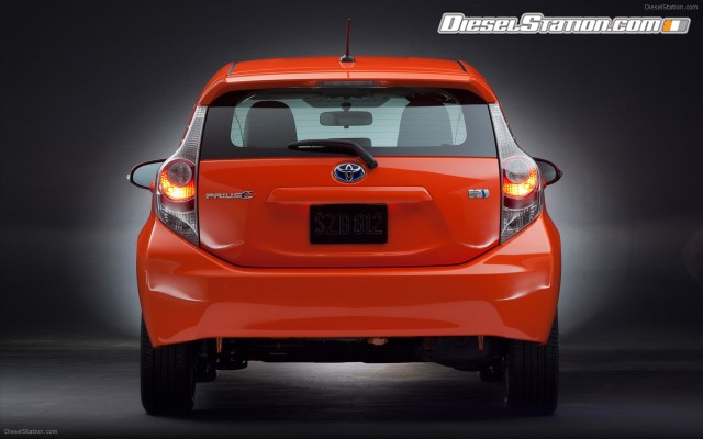 Toyota Prius c 2012 Widescreen Picture #27 Toyota Prius c 2012 Widescreen Picture #27