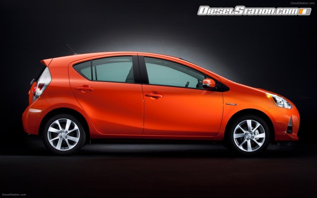 Toyota Prius c 2012 Widescreen Picture #47 Toyota Prius c 2012 Widescreen Picture #47