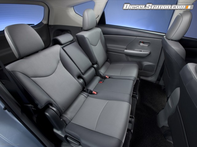 Toyota Prius v 2011pci Picture #30 Toyota Prius v 2011pci Picture #30