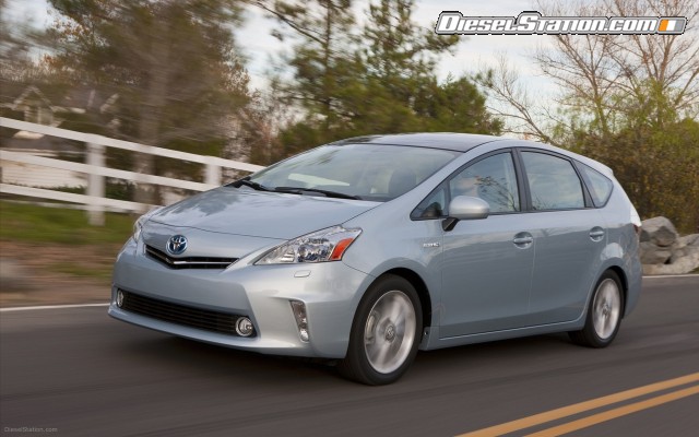 Toyota Prius v 2011pci Widescreen Picture #4 Toyota Prius v 2011pci Widescreen Picture #4