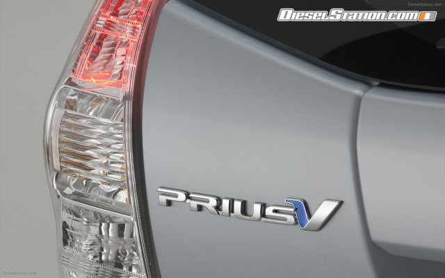 Toyota Prius v 2011pci Widescreen Picture #10 Toyota Prius v 2011pci Widescreen Picture #10