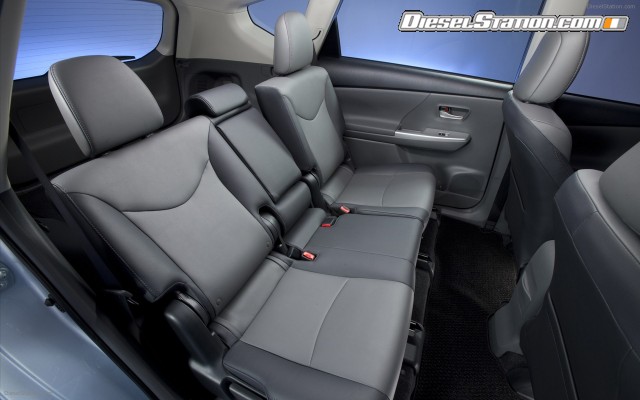 Toyota Prius v 2011pci Widescreen Picture #69 Toyota Prius v 2011pci Widescreen Picture #69