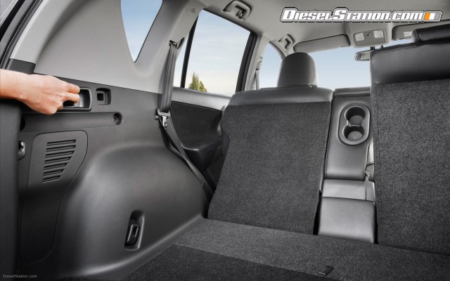 Toyota RAV4 2010 Widescreen Picture #8 Toyota RAV4 2010 Widescreen Picture #8