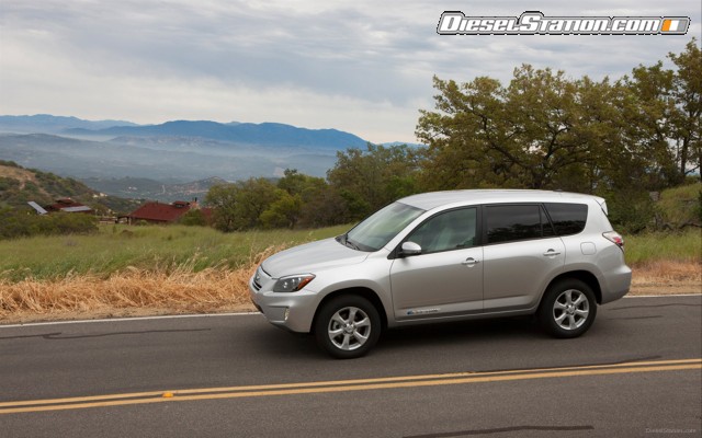Toyota Rav4 EV 2013 Widescreen Picture #10 Toyota Rav4 EV 2013 Widescreen Picture #10