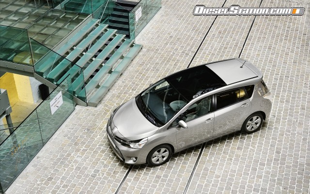 Toyota Verso 2014 Widescreen Picture #1 Toyota Verso 2014 Widescreen Picture #1