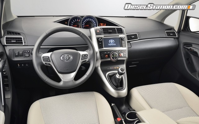 Toyota Verso 2014 Widescreen Picture #0 Toyota Verso 2014 Widescreen Picture #0